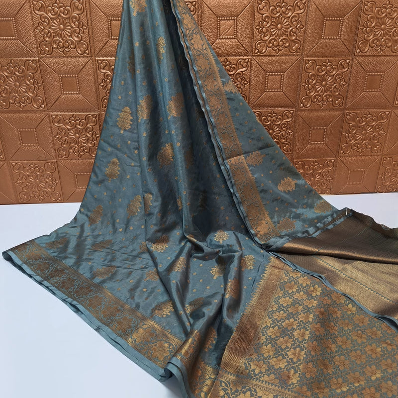 Banarasi Sami Warm Silk Saree With Blouse.