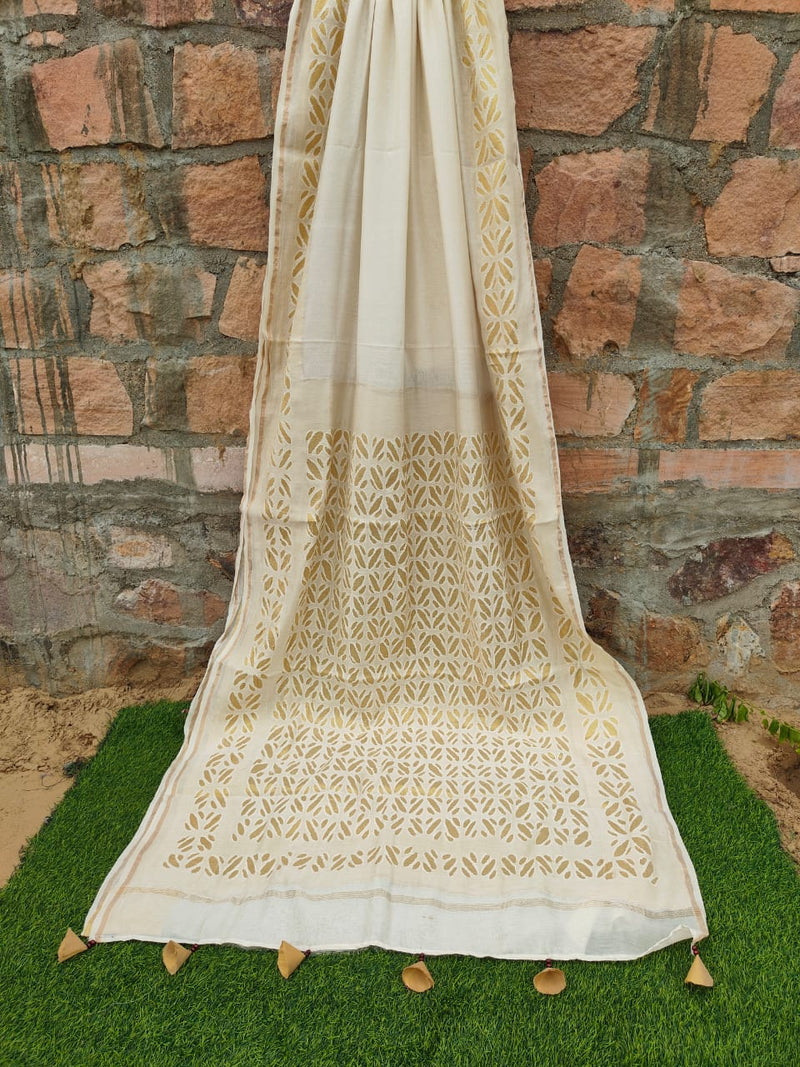 Pure Chanderi Silk Applique Work Saree With Blouse.