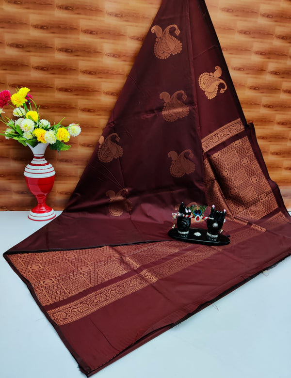 Semi kanchipuram Silk Saree With Blouse.