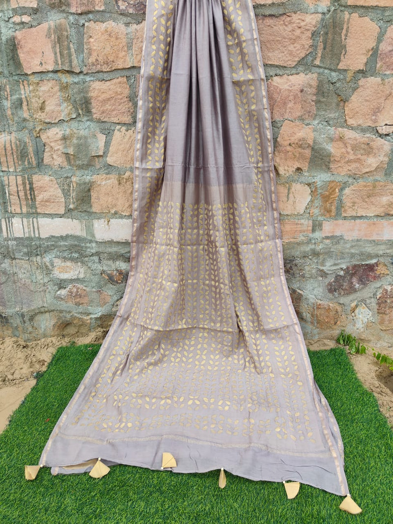 Pure Chanderi Silk Applique Work Saree With Blouse.