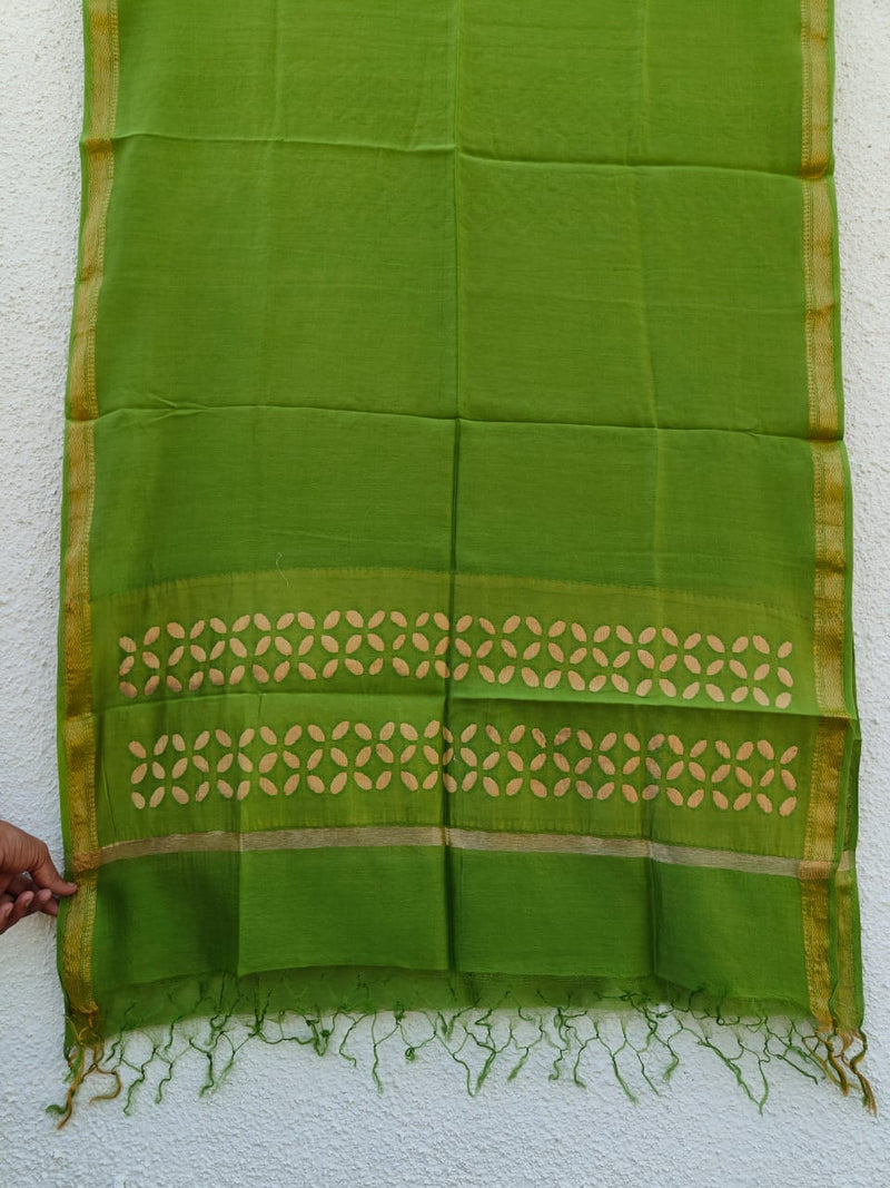 Pure Chanderi Silk Applique Work Saree With Blouse.