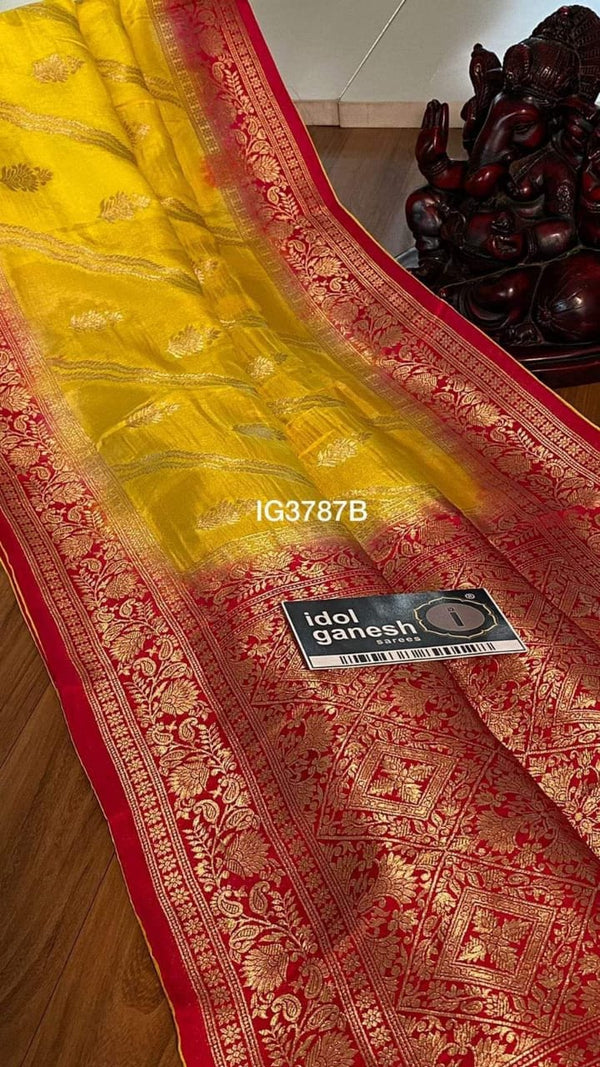 Banarasi Daybal  Soft Warm Silk Saree With Blouse.